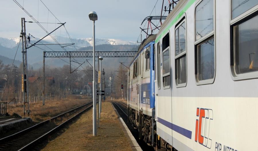 Pociągi PKP Intercity mają być czystsze. Będą inwestycje w myjnie Pociągi PKP Intercity mają być czystsze. Będą inwestycje w myjnie