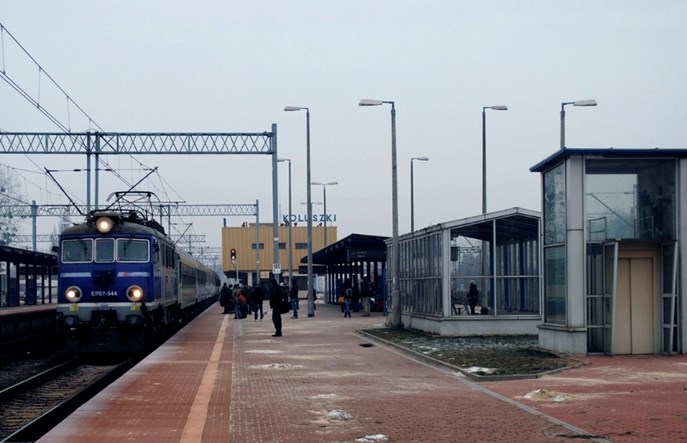 Spokojny listopad na kolei