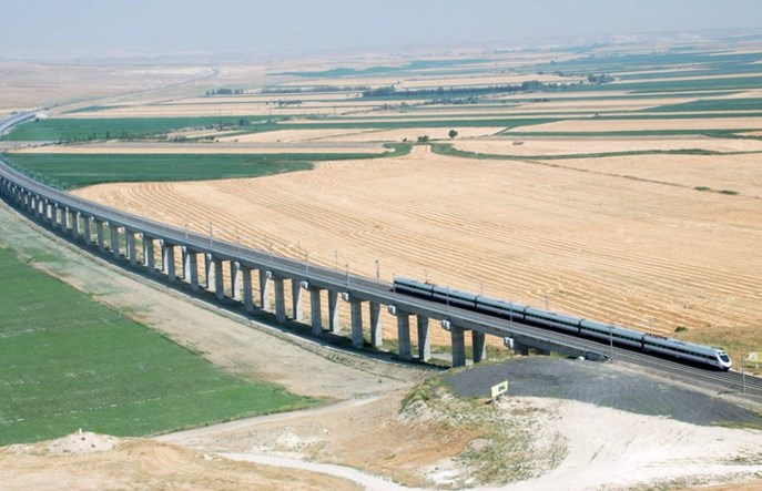 PLK chce nowych linii kolejowych