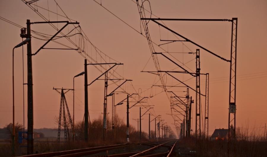 Z Wrześni do Gniezna 120 km/h Z Wrześni do Gniezna 120 km/h