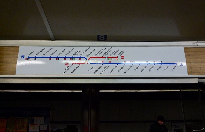 Metro: Pomarańczowe i granatowe schematy odchodzą w odstawkę