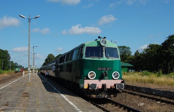 PKP Intercity ripostuje: Nie mamy od kogo pożyczyć spalinowych lokomotyw