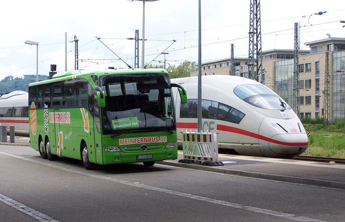 Inwazja Niemców na autokary