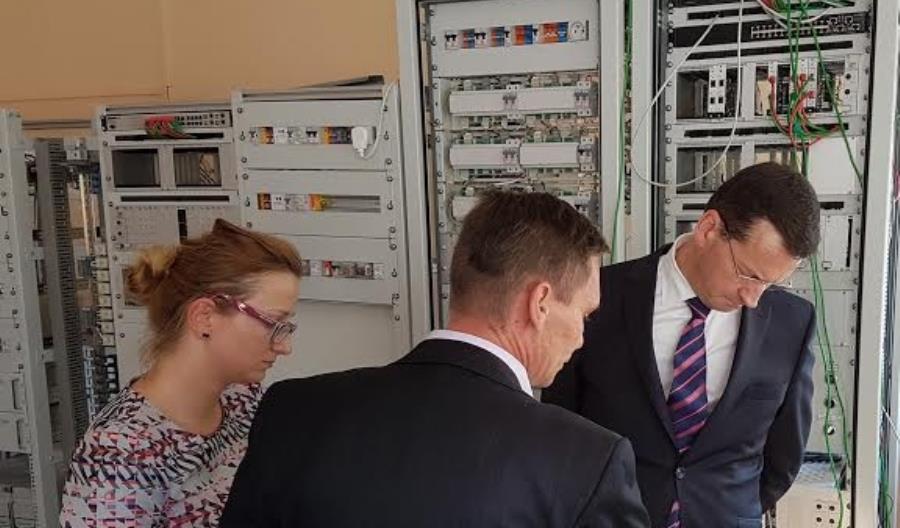 Premier Morawiecki zwiedził zakłady i laboratorium Kombudu Premier Morawiecki zwiedził zakłady i laboratorium Kombudu