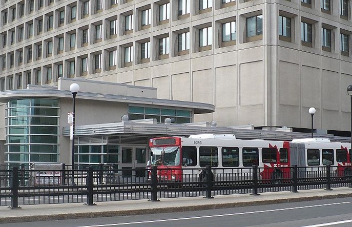 Ottawa przykładem dla Wrocławia? Szyna wygrała z BRT