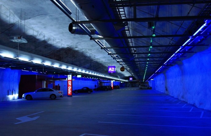 Warszawa zajmie się podziemnymi parkingami na własną rękę?
