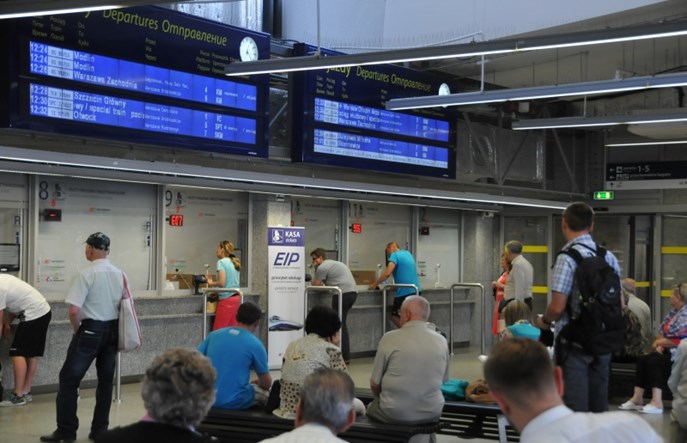 UTK: PKP Intercity naruszyło interesy pasażerów