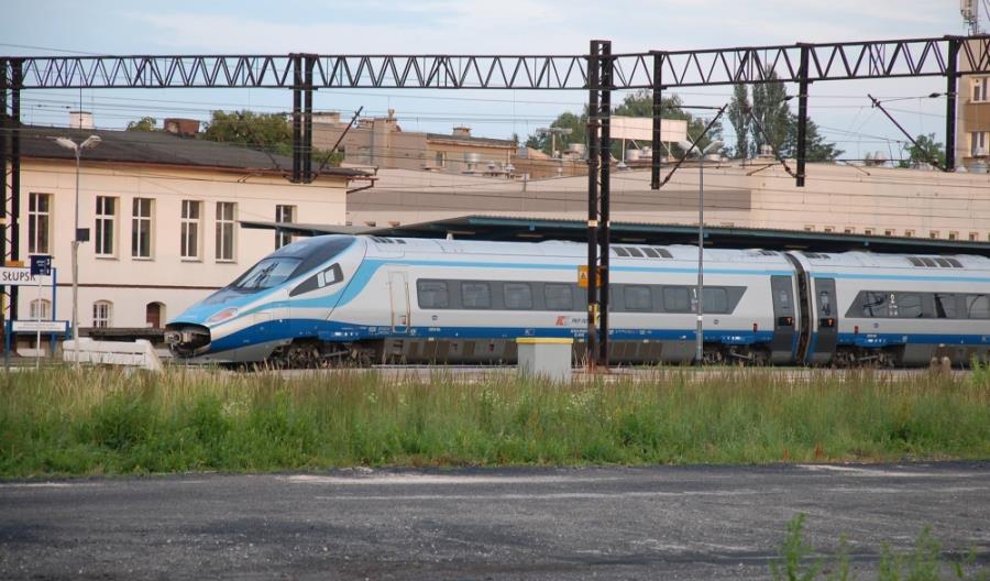 Ustka być może z Pendolino, ale bez bocznicy do portu Ustka być może z Pendolino, ale bez bocznicy do portu
