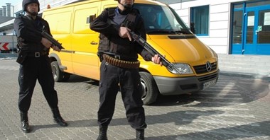 Poczta Polska chce chronić obiekty kolejowe