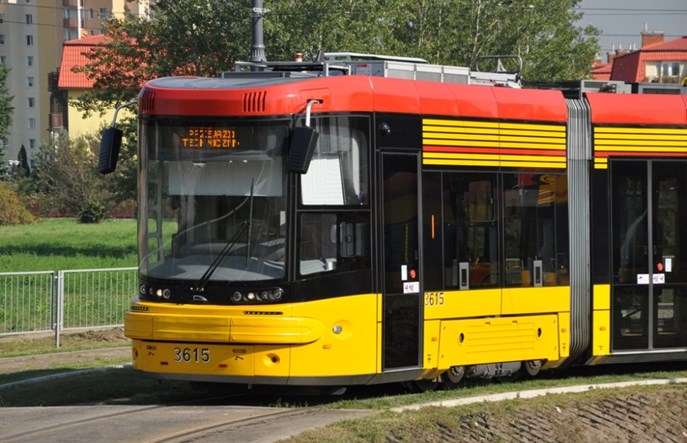 Warszawa: Co z biletomatami w nowych tramwajach?