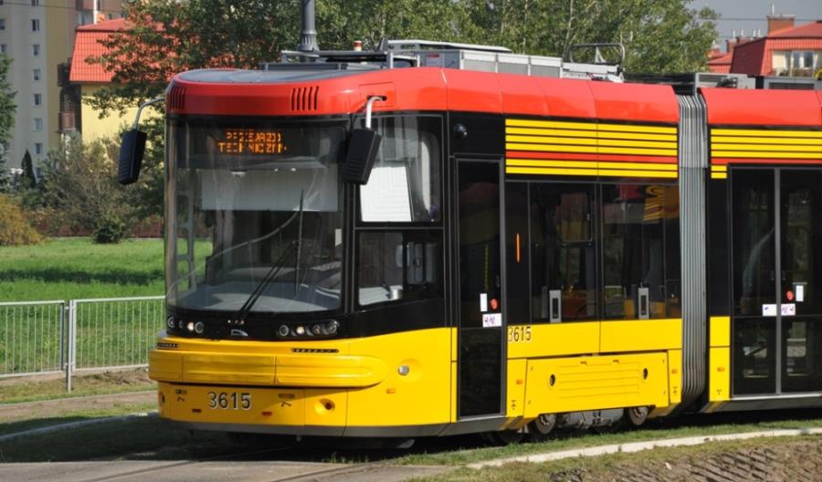 Warszawa: Co z biletomatami w nowych tramwajach?