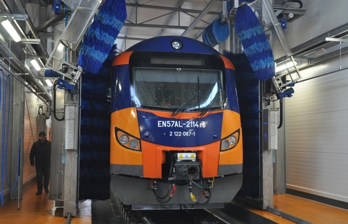 Szykuje się duży przetarg na modernizację EN57 dla Przewozów Regionalnych