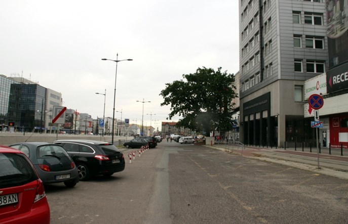 Łódź: Nowe oblicze placu pod Urzędem Marszałkowskim