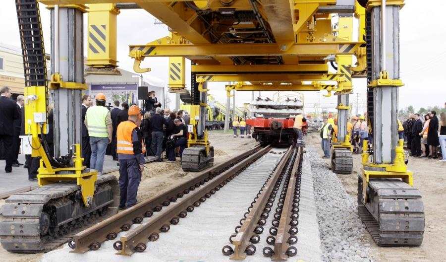 Łotwa: Dwa tysiące działek do wykupu pod Rail Baltikę?
