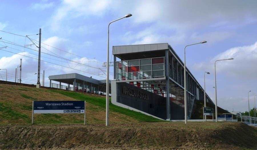 Stadion zalało, kolej gotowa?