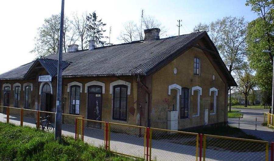 Dworzec w Kotuniu do remontu