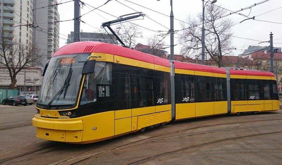 Problemy warszawskich Jazzów. Krótki nie wozi jeszcze pasażerów