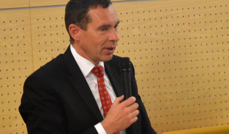 Minister Żałobka w szpitalu po wypadku w Szwajcarii