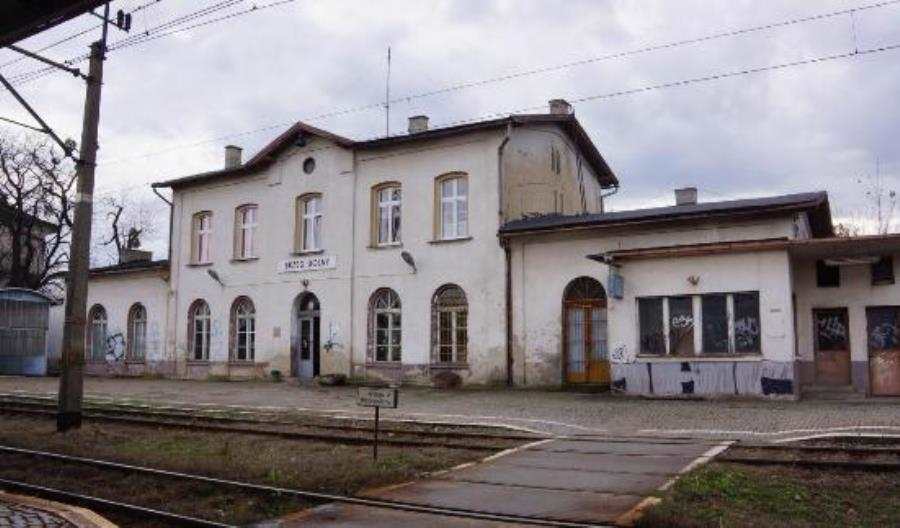 Dworzec Brzeg Dolny do remontu