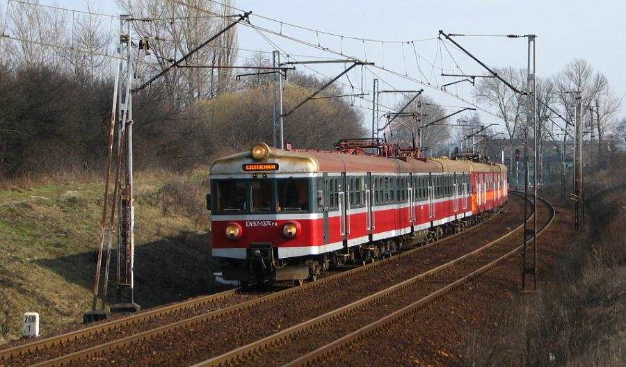 Tysiące ludzi chcą tanich biletów PR. System nie wytrzymał