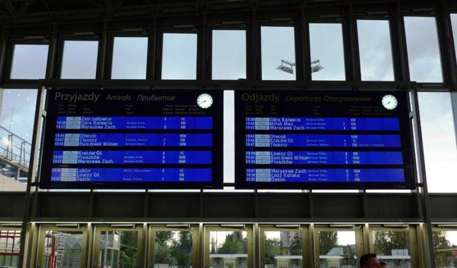 Ponad 450 tys. zł kary dla PLK za system (dez)informacji pasażerskiej