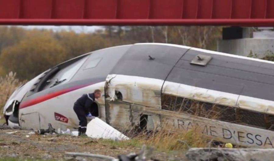 Wykolejenie składu TGV: Na pokładzie były dzieci. Pięć osób wciąż zaginionych