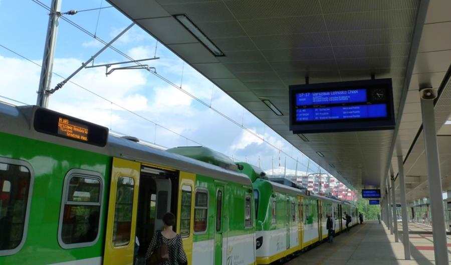 PKP PLK przejmie obsługę systemu informacji na warszawskich dworcach