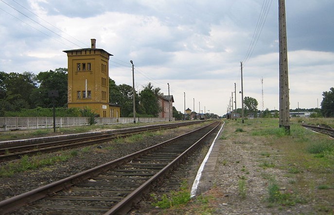 PKP SA wstrzymują się z rozbiórką linii Chojnów – Rokitki. Samorząd chce ją przejąć