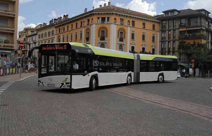 Poznań z najnowszą, IV generacją Solarisa