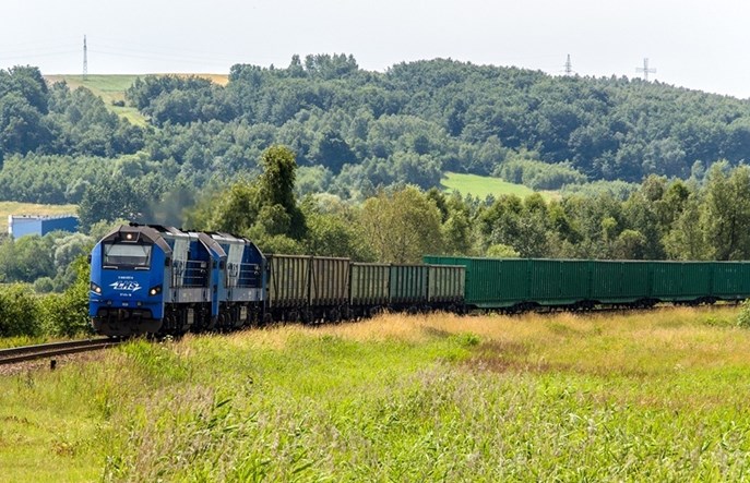PKP LHS buduje światłowód