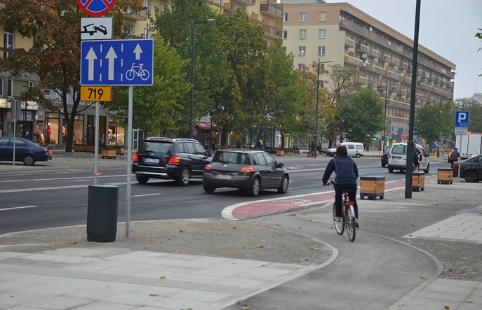 Warszawa. Świętokrzyska z „kopertami” dla dostawczaków