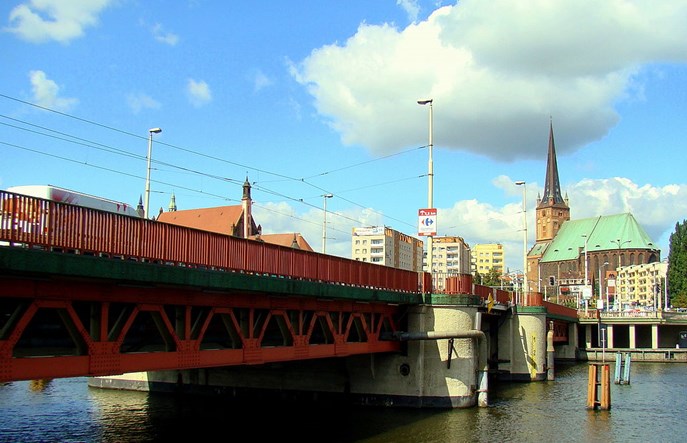 Cud nad Odrą? Zamknięty most wypromuje kolej