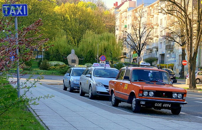Krzysztof Urban: Taksówka przez smartfona jest wygodniejsza