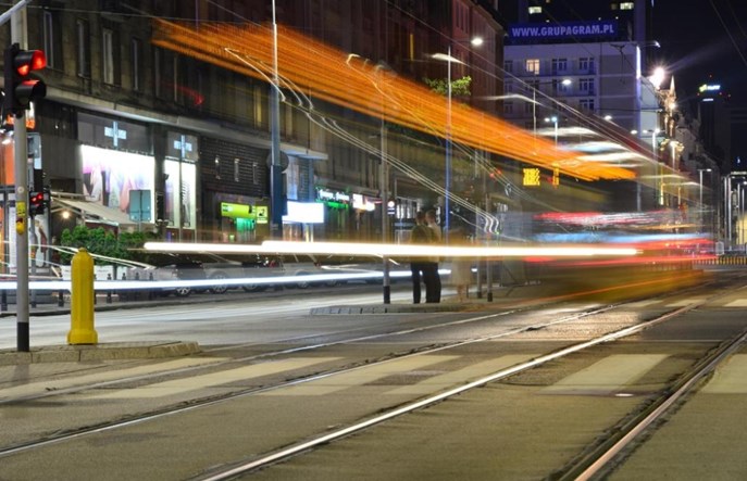 Plan Morawieckiego: Mniej aut, elektromobilność i lepszy transport w miastach