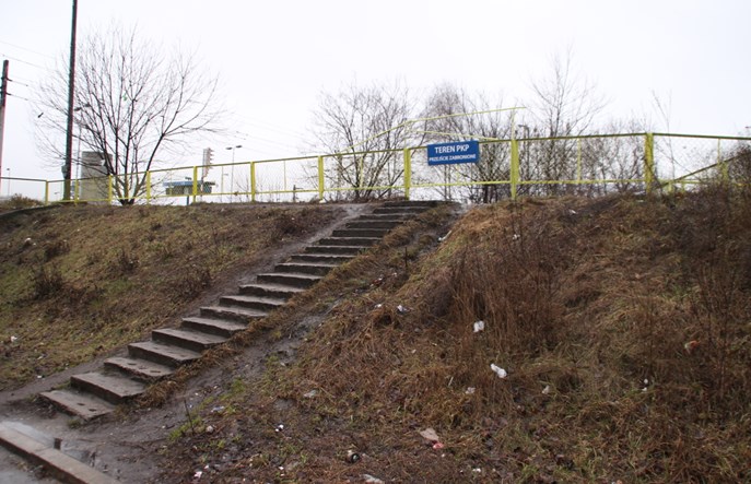 Łódź Kaliska: Czyje są ziemie na granicy dworców?