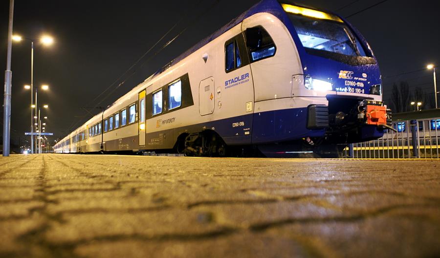 Duże opóźnienia na linii Łódź – Łowicz. Problemem są pociągi IC