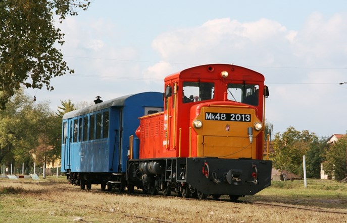 Węgry: Wykolejenie na koniec ruchu wąskotorówki