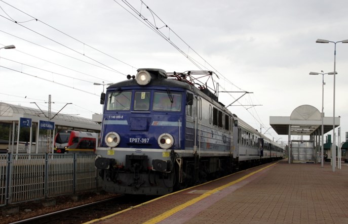 PKP IC: Linia Łódź – Warszawa to służba publiczna