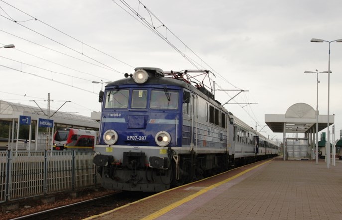 MIB: Obejmiemy dotacją pociągi Łódź – Warszawa