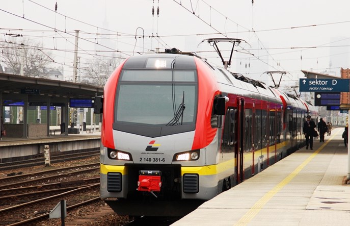 ŁKA: Piąta para pociągów do Warszawy