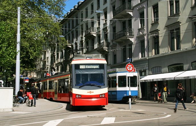 Lekki S-Bahn na torach tramwajowych