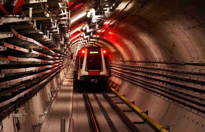 Metro w Krakowie to politycznie trudna decyzja. Komu zabrać?