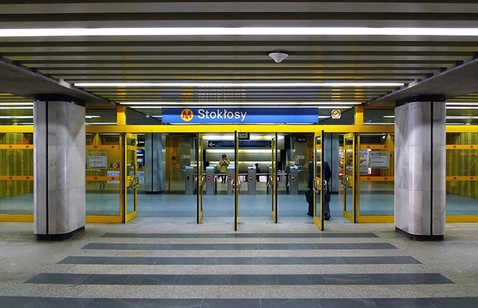 Metro: Stokłosy z dwiema dodatkowymi windami