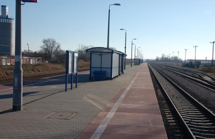 Komplikuje się elektryfikacja linii do Rzeszowa. Część przetargu unieważniona