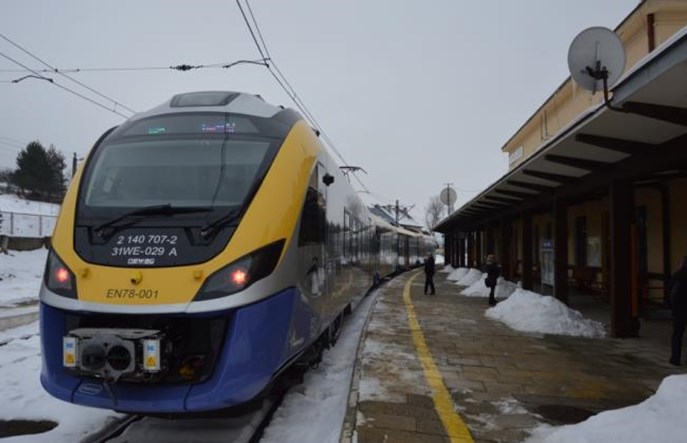 Mniej pociągów i zmiana przewoźnika na trasie z Krakowa do Krynicy-Zdroju