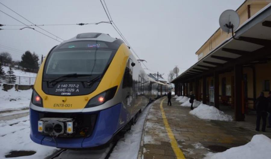 Mniej pociągów i zmiana przewoźnika na trasie z Krakowa do Krynicy-Zdroju