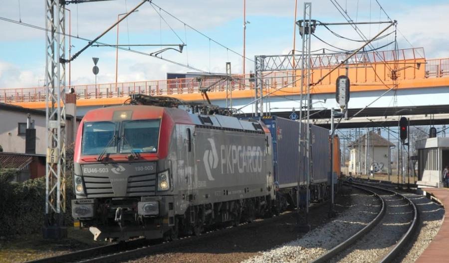 Ruch pociągów między Chinami a Europą rośnie lawinowo Ruch pociągów między Chinami a Europą rośnie lawinowo