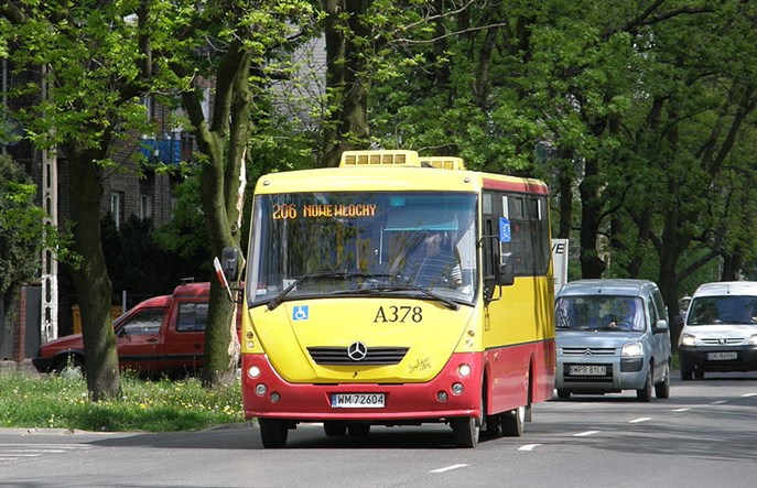 Krótkie autobusy wjadą w osiedla. ZTM Warszawa zapowiada przetarg