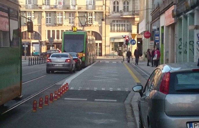 Poznań: Przystanek wiedeński już stoi. Ale mieszkańcy nie wiedzą, jak korzystać