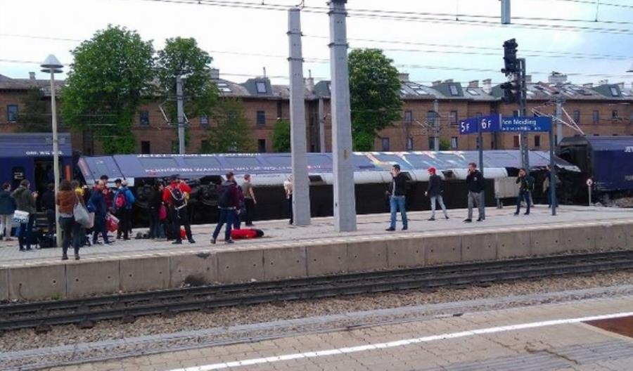 Wiedeń. Na stacji Meidling zderzyły się dwa pociągi Wiedeń. Na stacji Meidling zderzyły się dwa pociągi
